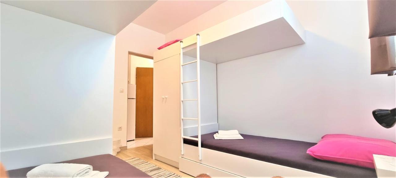 Guest House Jasna โนวาลยา ภายนอก รูปภาพ